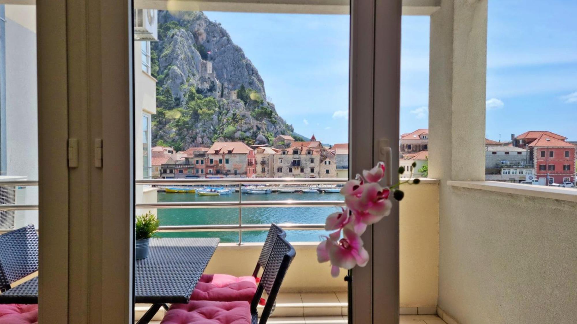 Mitra Zonata Blue Apartment Omiš Exterior foto