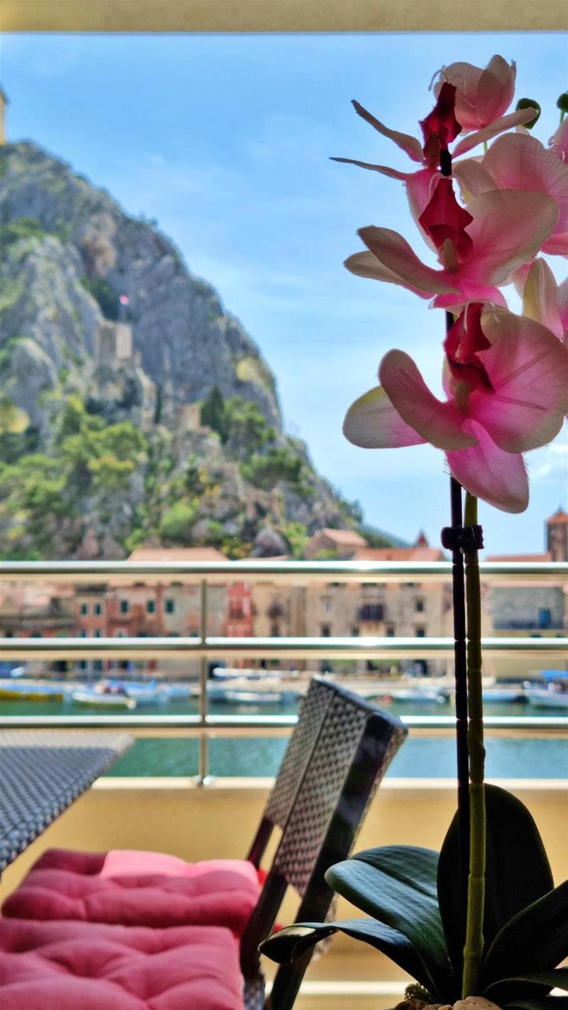 Mitra Zonata Blue Apartment Omiš Exterior foto