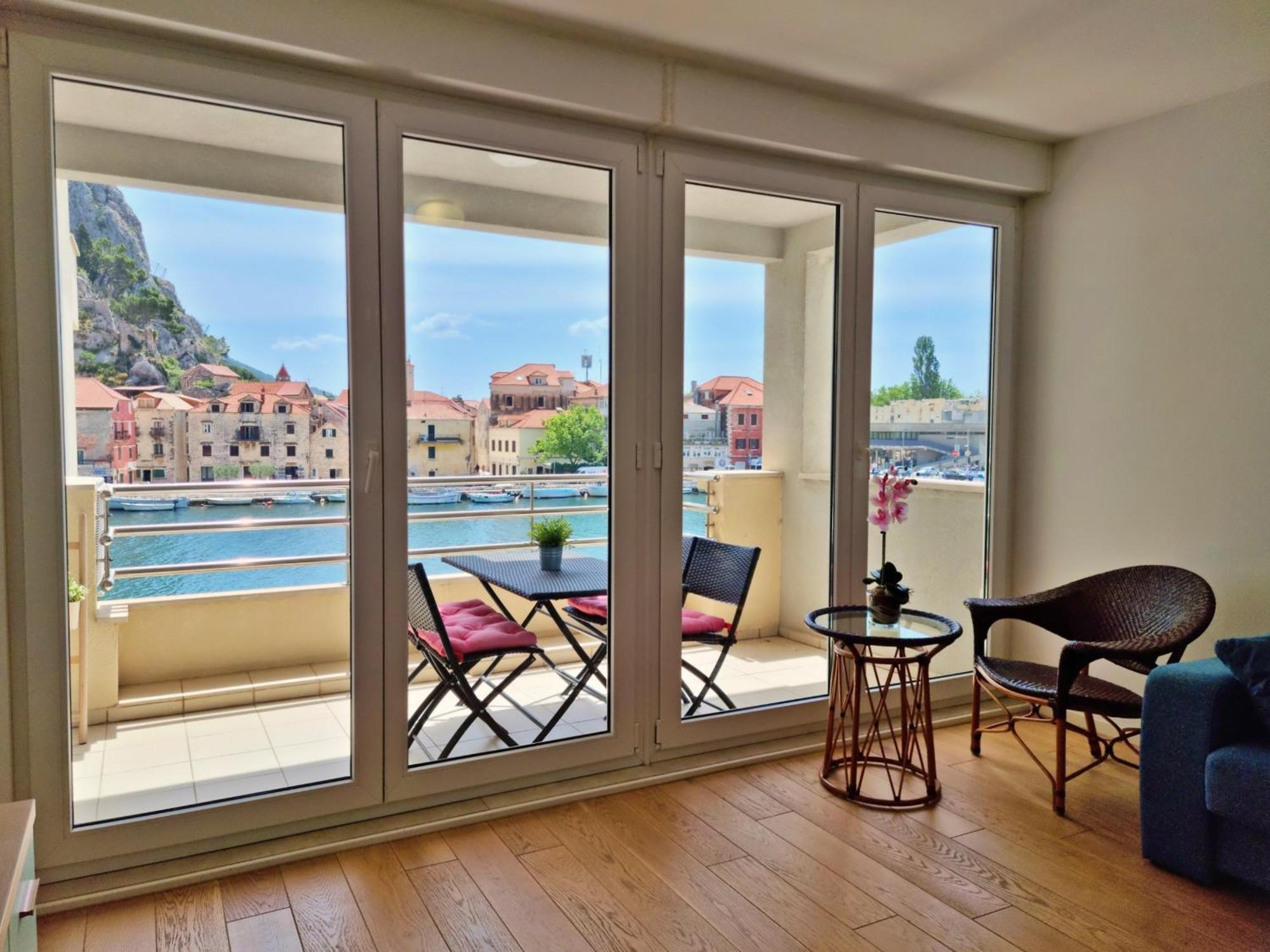 Mitra Zonata Blue Apartment Omiš Exterior foto