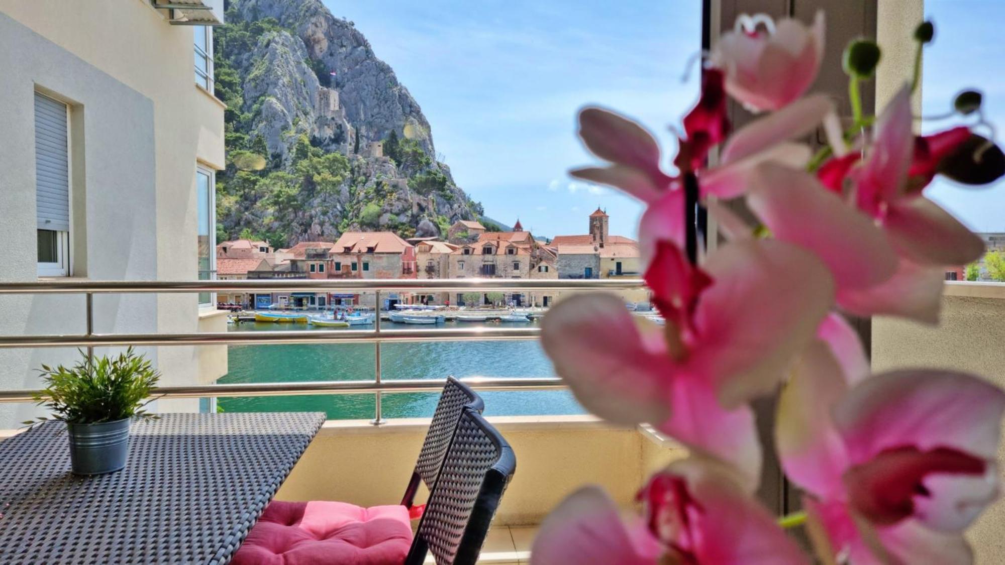 Mitra Zonata Blue Apartment Omiš Exterior foto