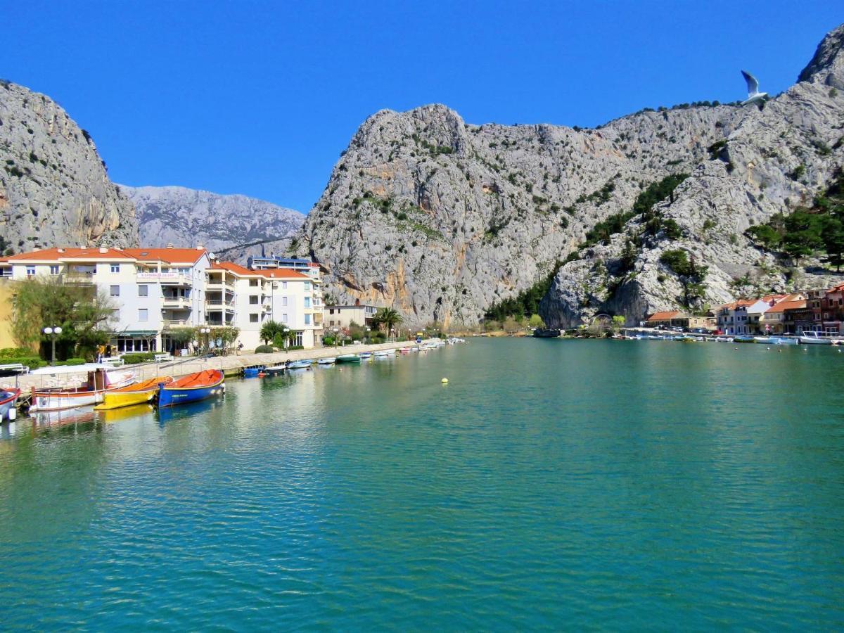 Mitra Zonata Blue Apartment Omiš Exterior foto